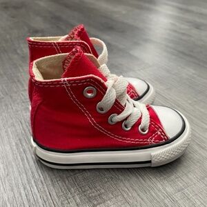 4 pairs of toddler shoes. Used and excellent condition